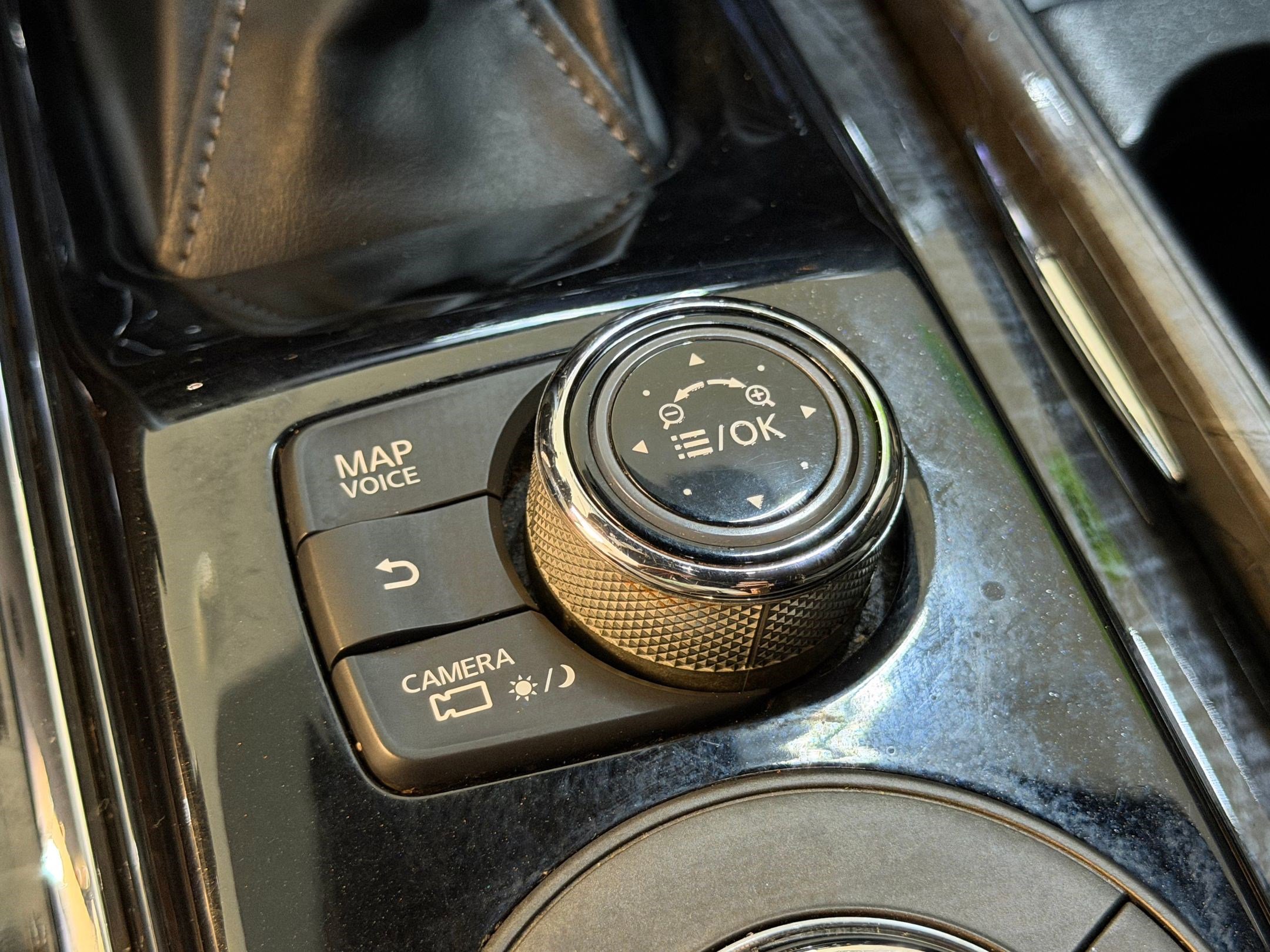 Used 2020 INFINITI QX80 Luxe w/ Edition 30 Package RWD image 33