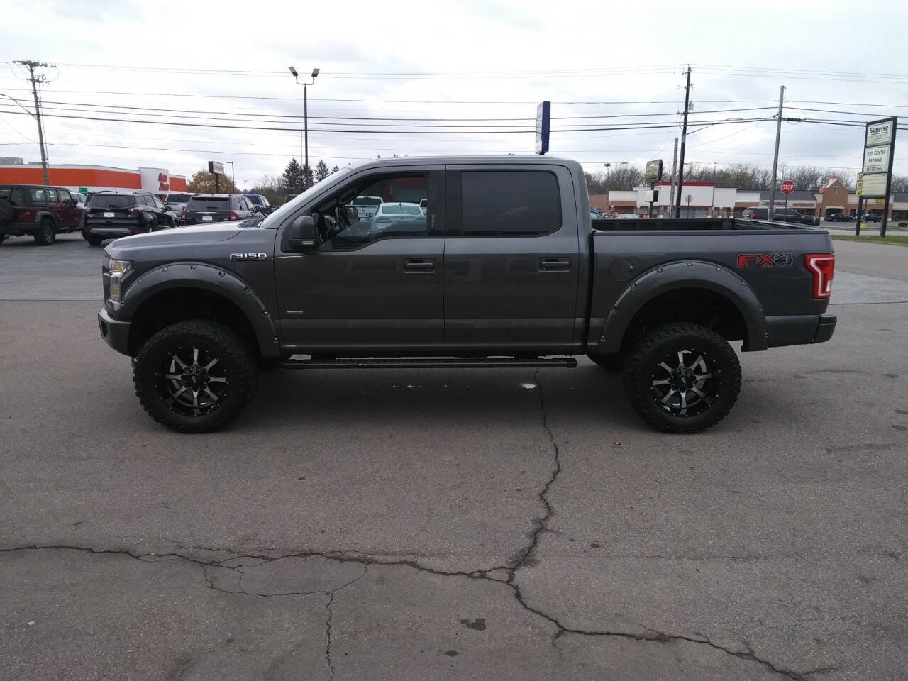 Used 2015 Ford F150 XLT w/ Equipment Group 301A Mid image 13