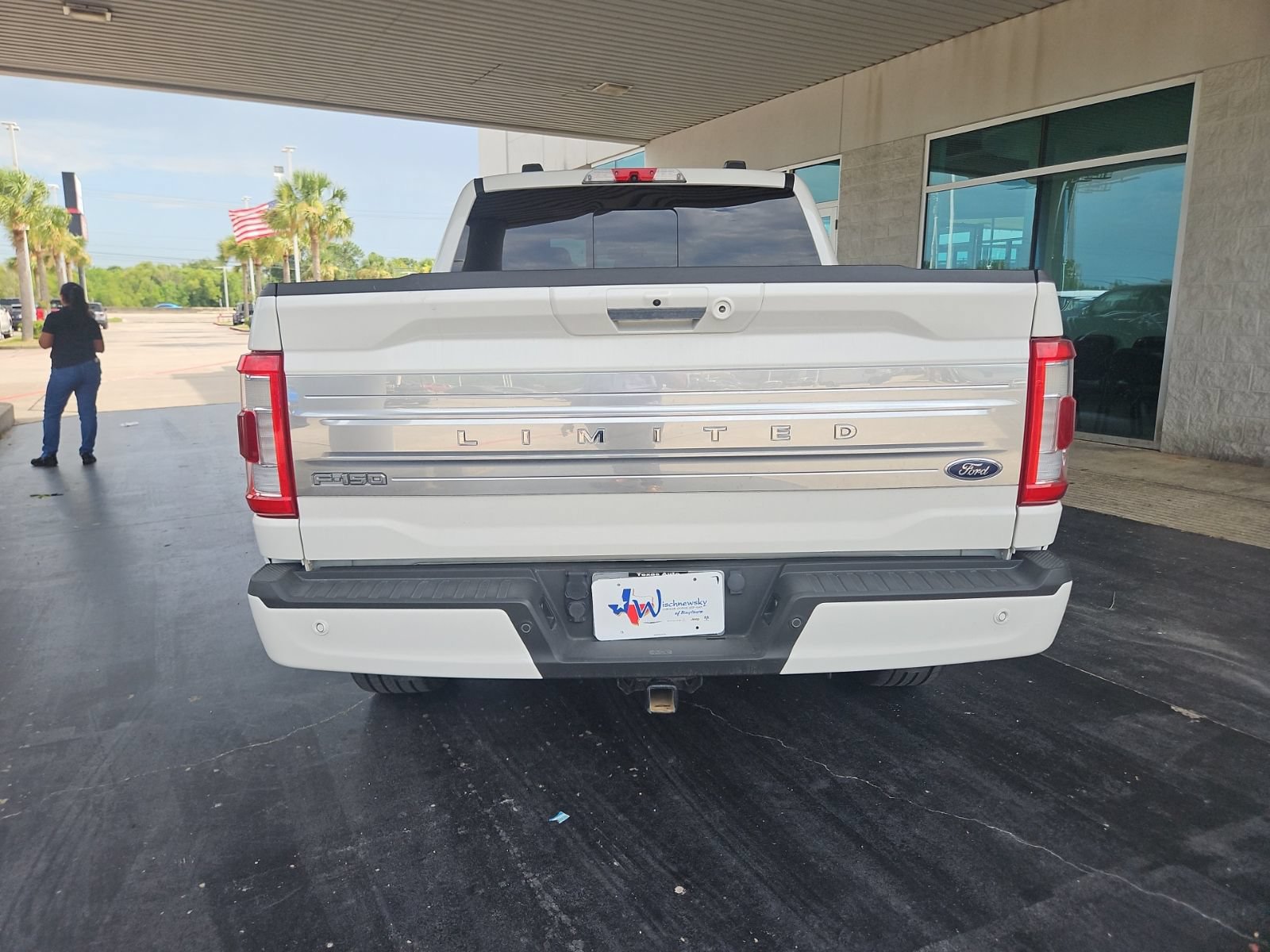 Used 2021 Ford F150 Limited AWD/4WD image 5