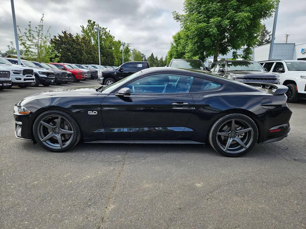 Used 2018 Ford Mustang GT RWD image 4