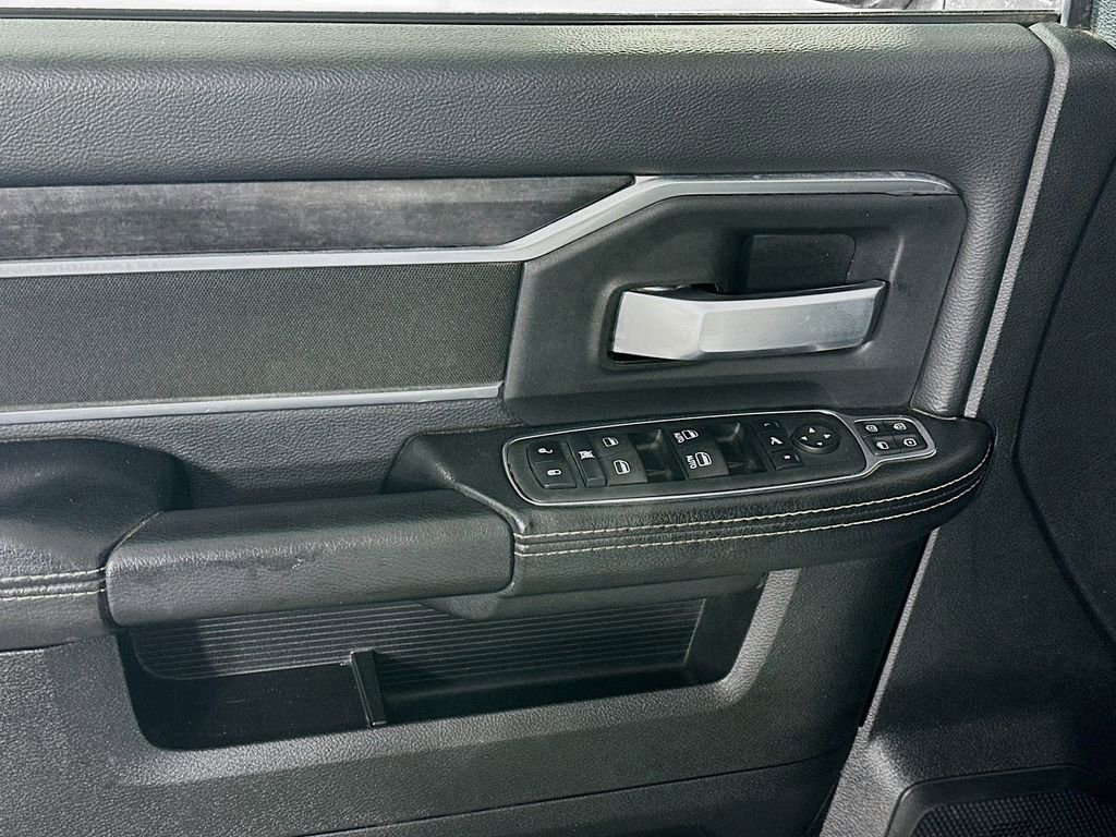 Used 2024 RAM 3500 Big Horn image 25