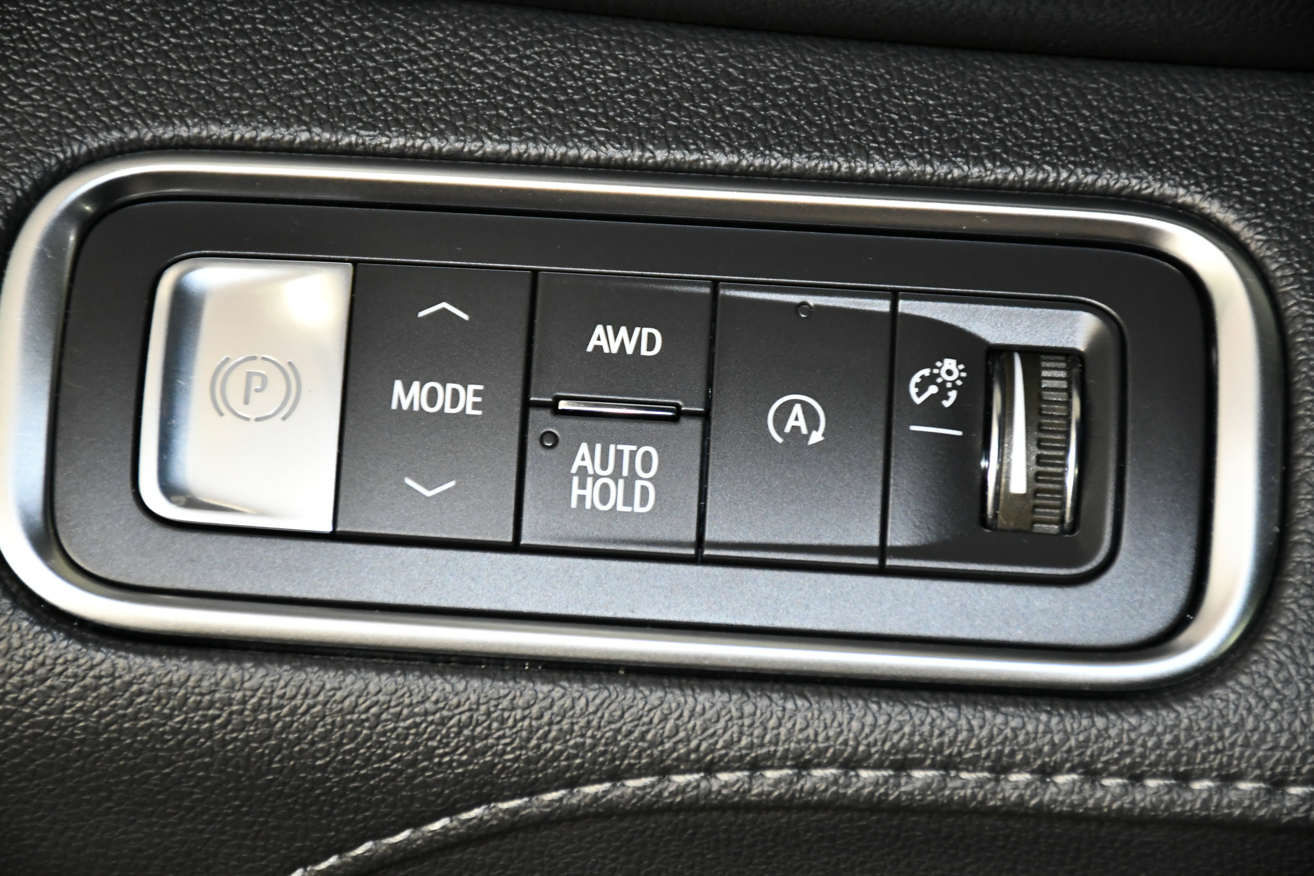 Used 2025 Buick Enclave Preferred image 34