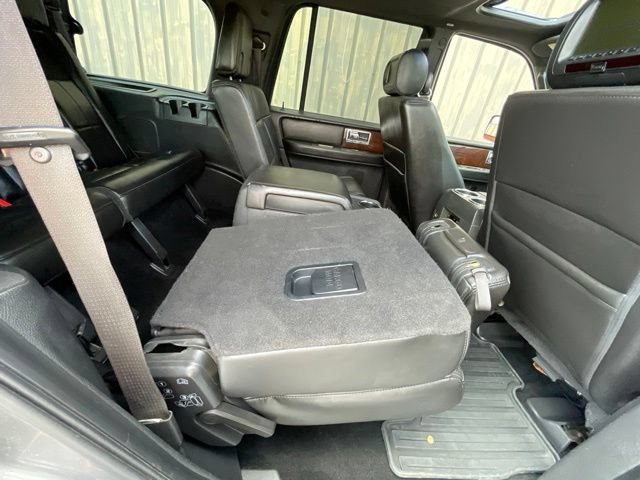 Used 2012 Lincoln Navigator 4WD image 55
