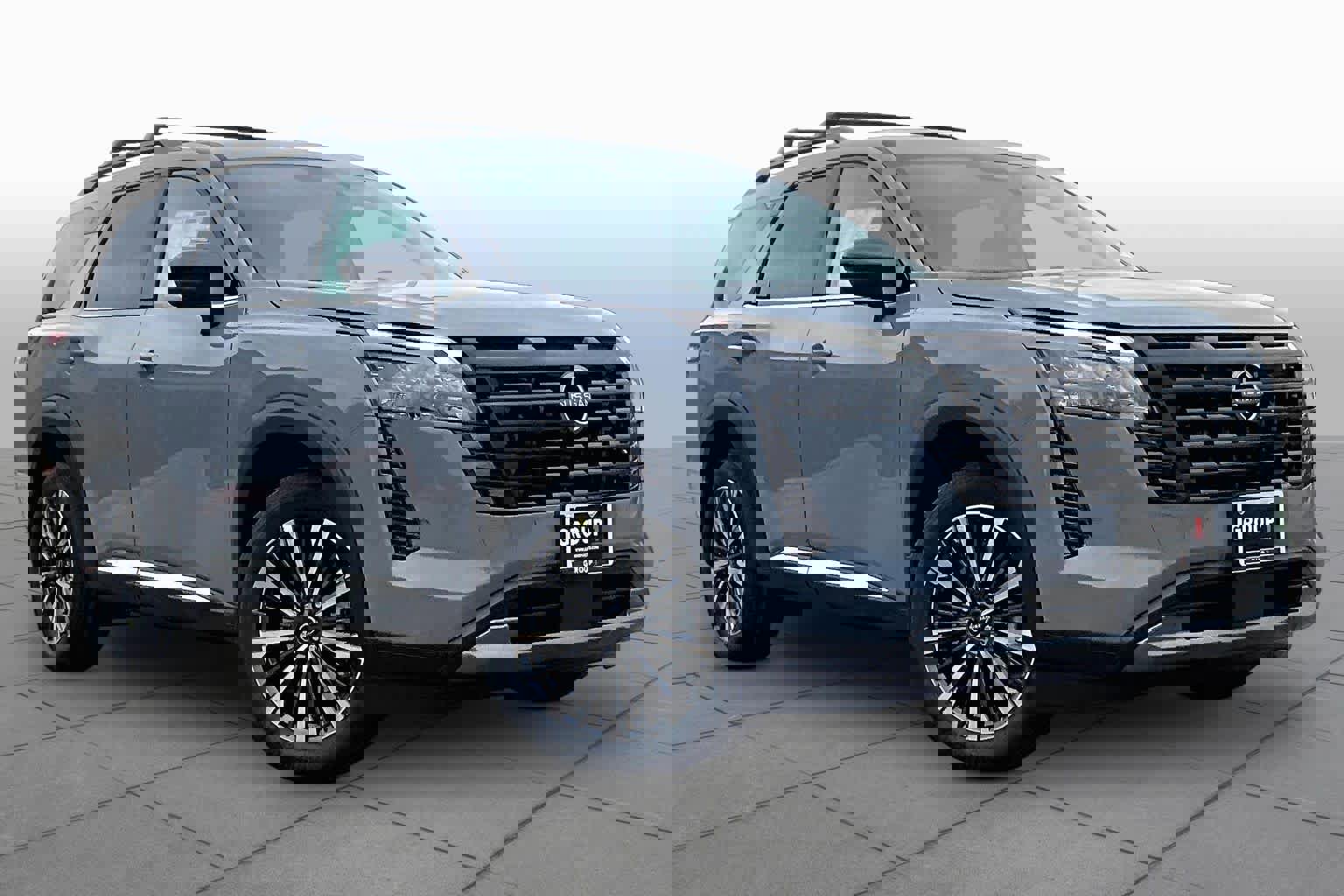 New 2026 Nissan Pathfinder Platinum image 2