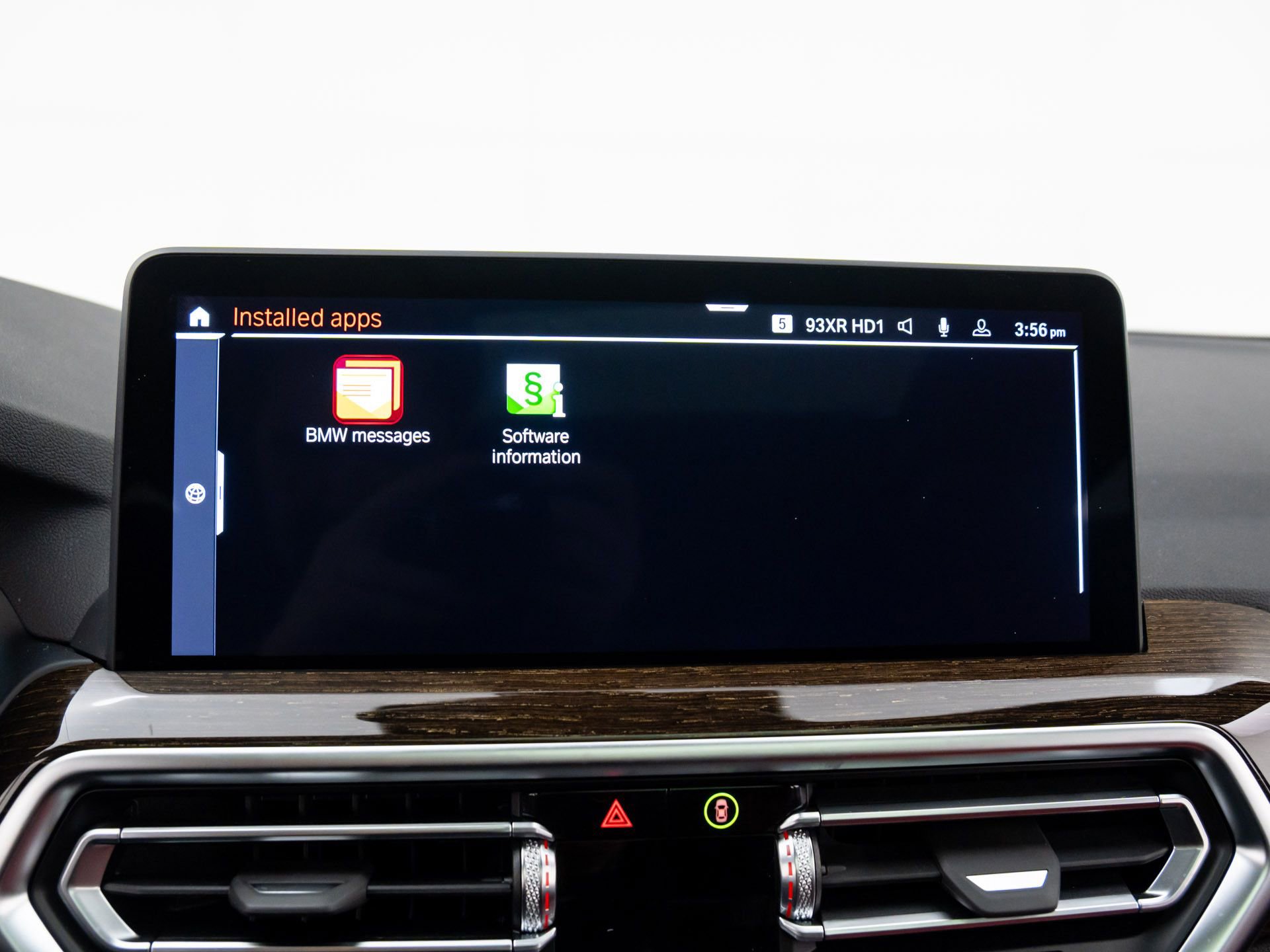 Certified 2025 BMW X4 xDrive30i w/ Premium Package image 26