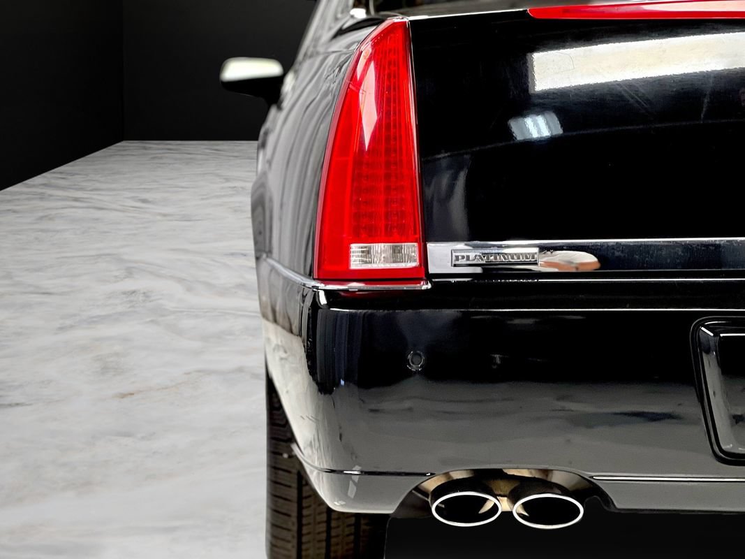 Used 2011 Cadillac DTS Platinum FWD image 14
