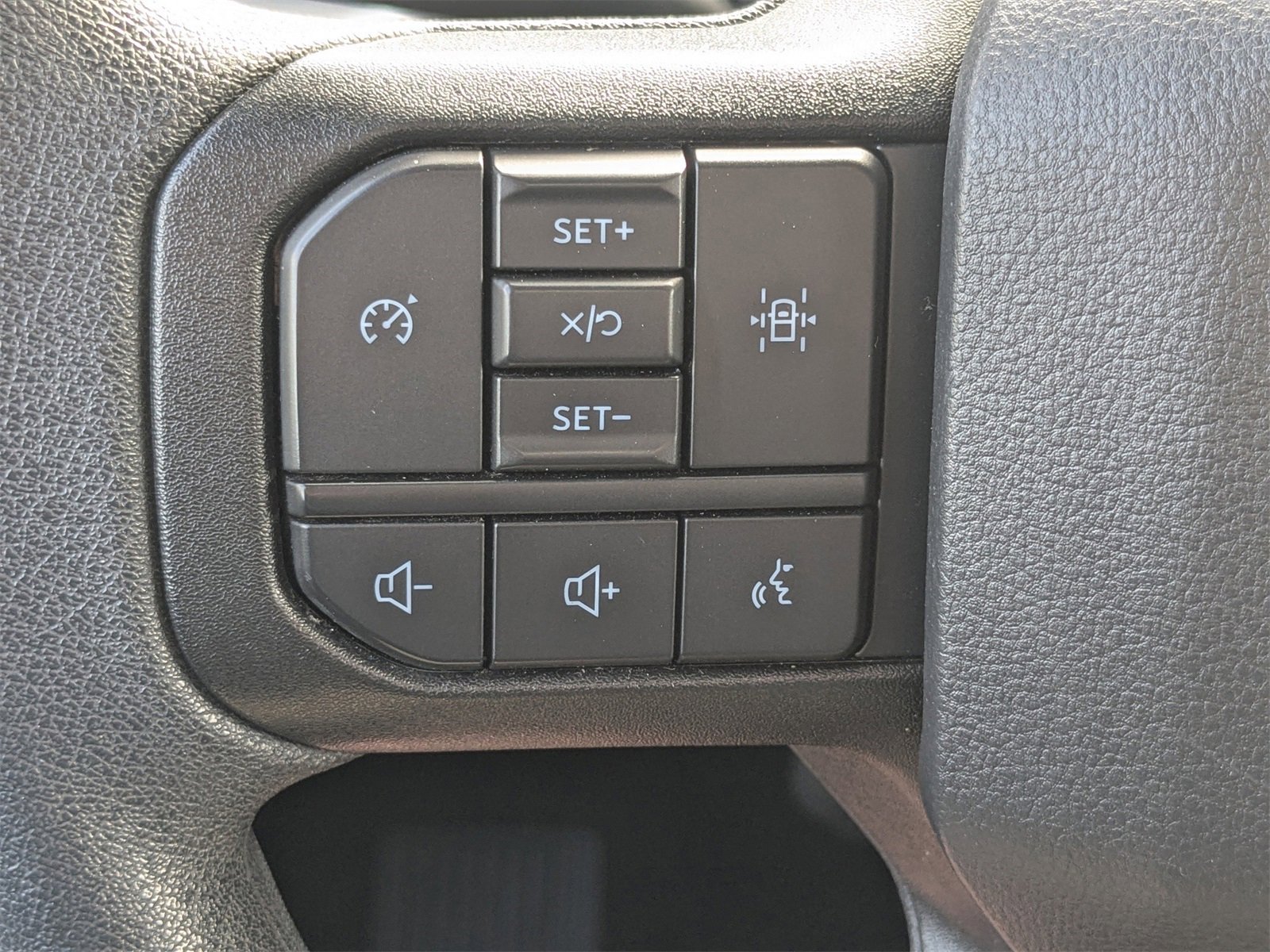 Used 2023 Ford F150 XLT image 29