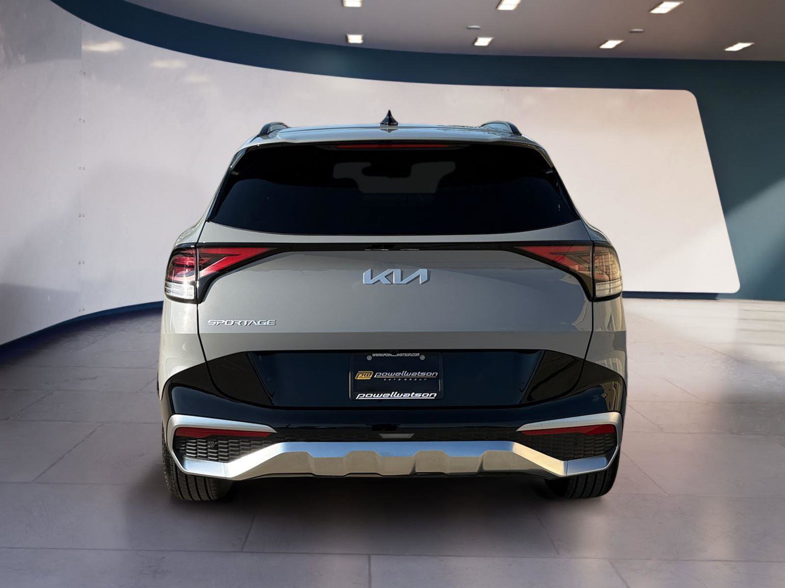 Used 2025 Kia Sportage SX image 4