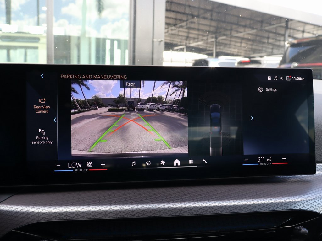 Used 2025 BMW 330i xDrive Sedan image 34