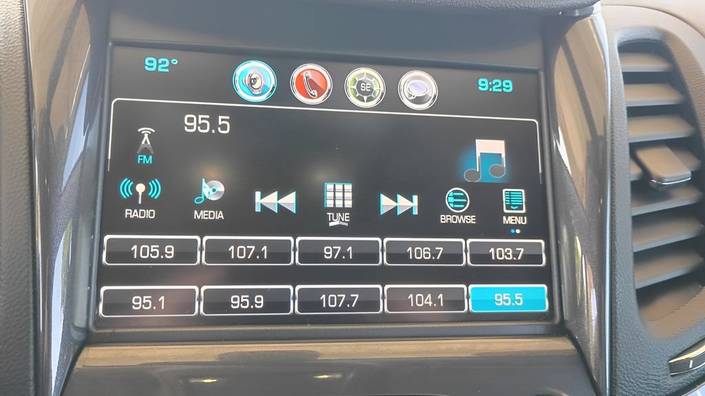 Used 2018 Chevrolet Impala LT FWD image 18