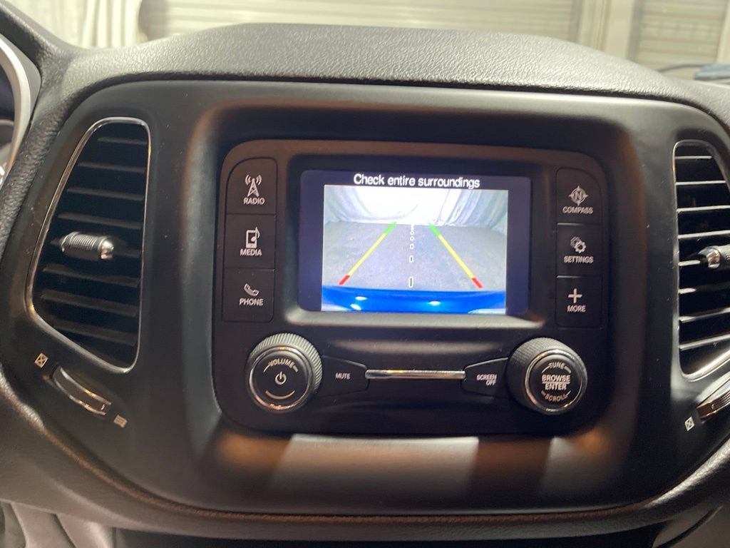 Used 2017 Jeep Compass Sport AWD/4WD image 26