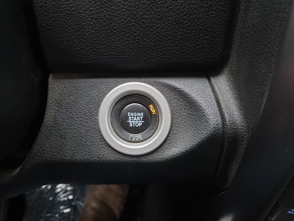 Used 2017 RAM 1500 Limited image 18