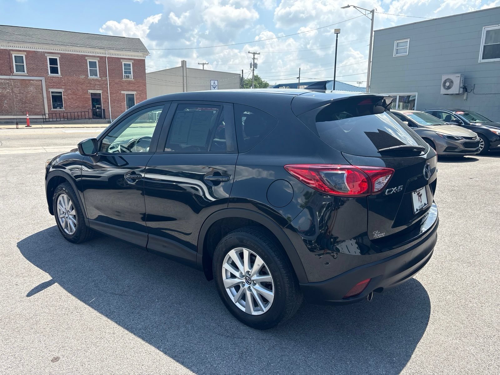 Used 2016 MAZDA CX-5 Touring w/ Bose/Moonroof Package FWD image 2