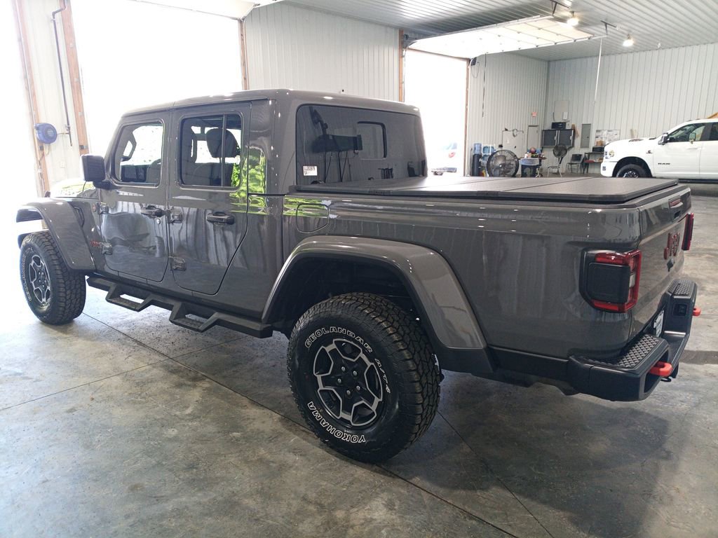 Used 2020 Jeep Gladiator Mojave AWD/4WD image 3