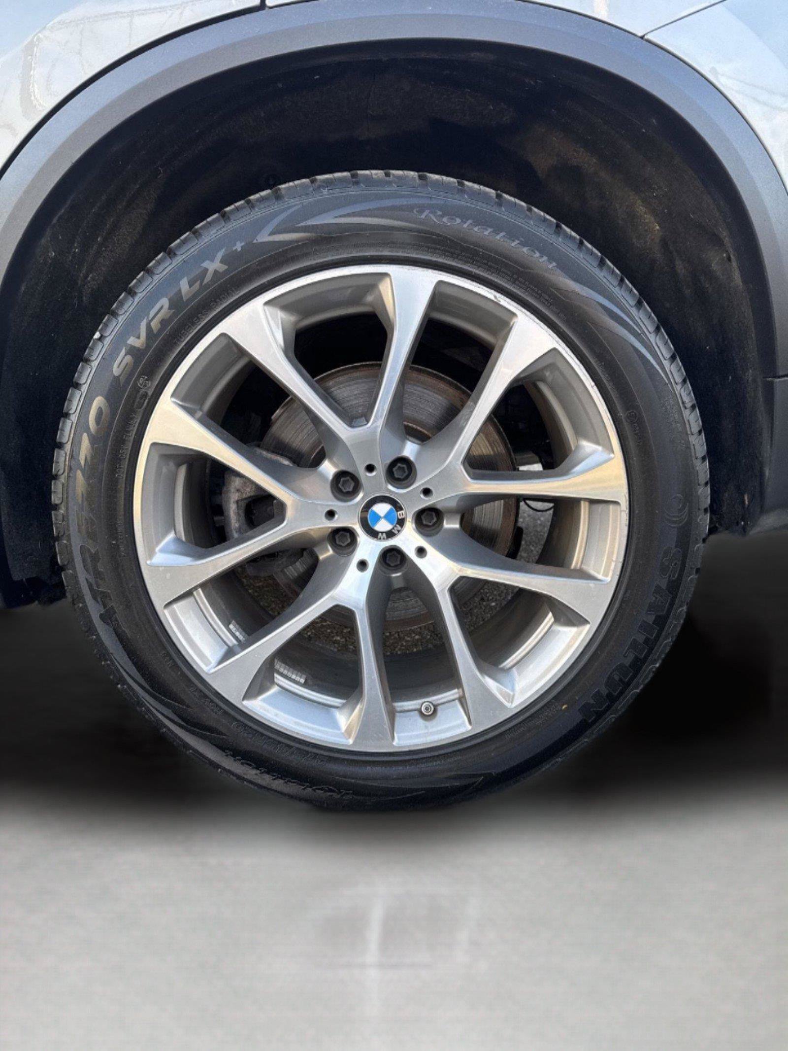 Used 2024 BMW X5 xDrive40i AWD/4WD image 29