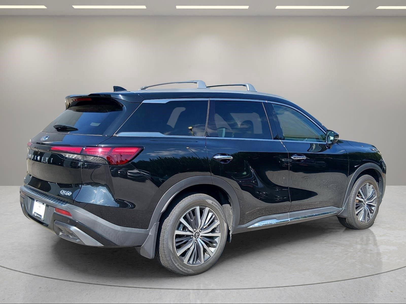 Used 2023 INFINITI QX60 Sensory AWD/4WD image 5