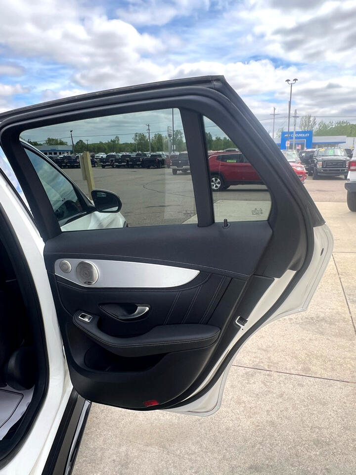 Used 2021 Mercedes-Benz GLC 63 AMG 4MATIC image 17