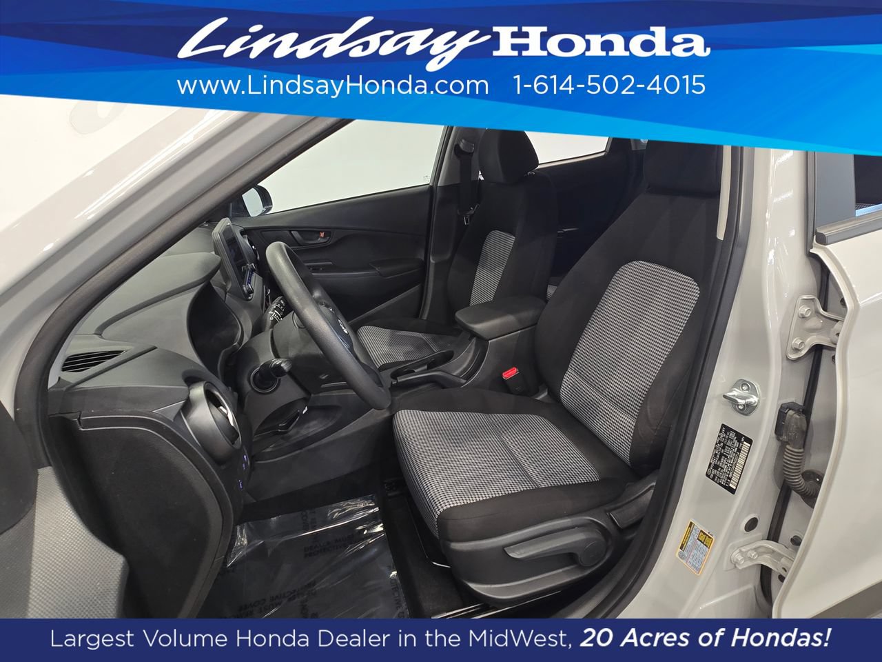 Used 2023 Hyundai Kona SE AWD/4WD image 12