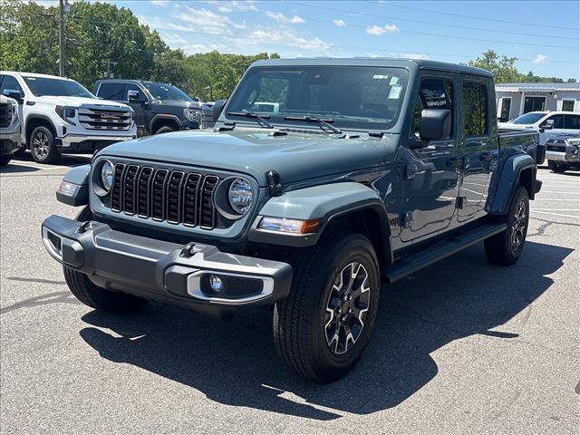 Used 2025 Jeep Gladiator Sport w/ Premium Package AWD/4WD image 4