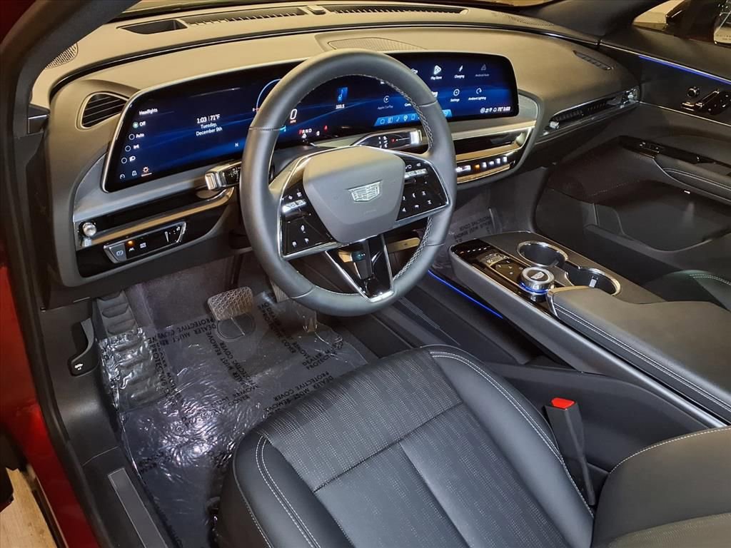 Certified 2025 Cadillac Lyriq Sport image 3