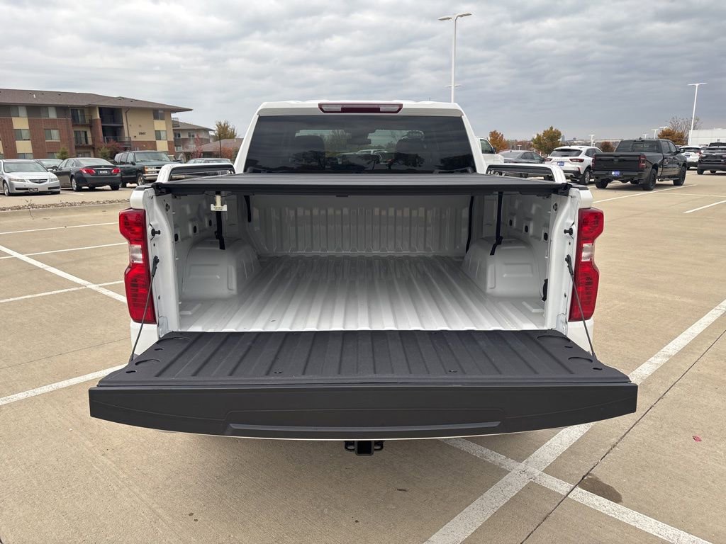 Used 2023 Chevrolet Silverado 1500 LT image 12
