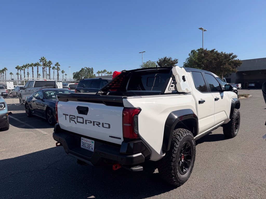 Used 2025 Toyota Tacoma TRD Pro AWD/4WD image 4