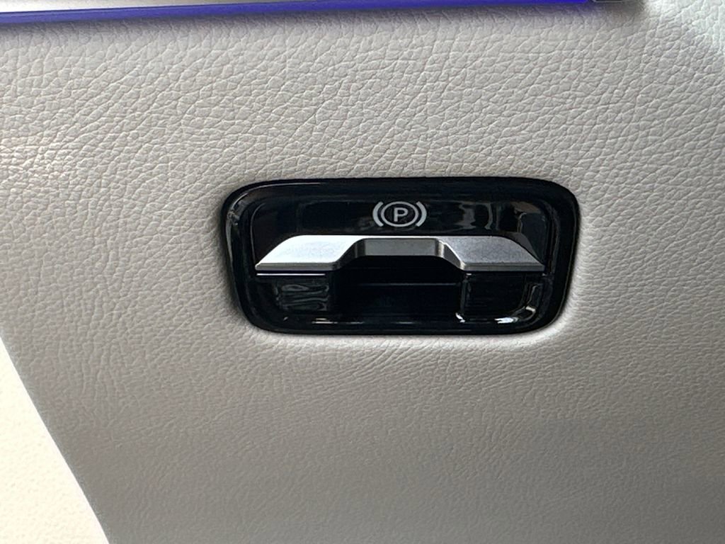 New 2026 Mercedes-Benz S 580 4MATIC Sedan image 34