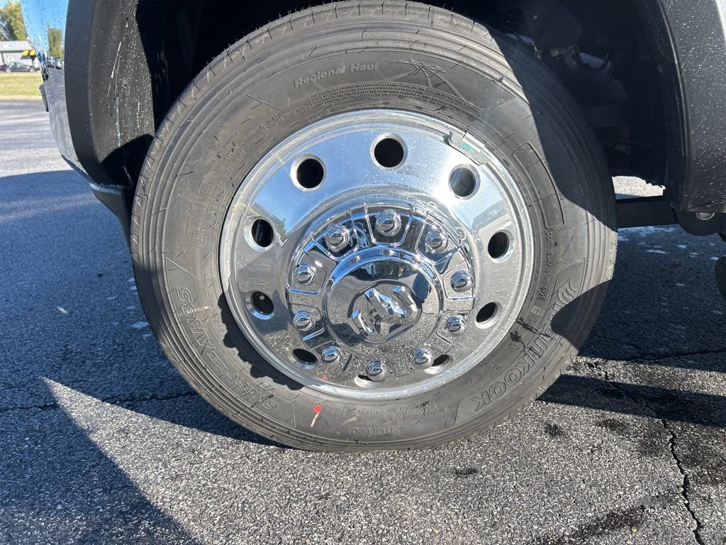 New 2026 RAM 5500 Tradesman w/ Chrome Appearance Group image 17