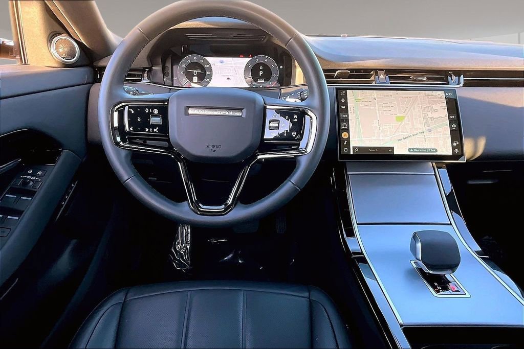Certified 2025 Land Rover Range Rover Evoque S AWD/4WD image 8