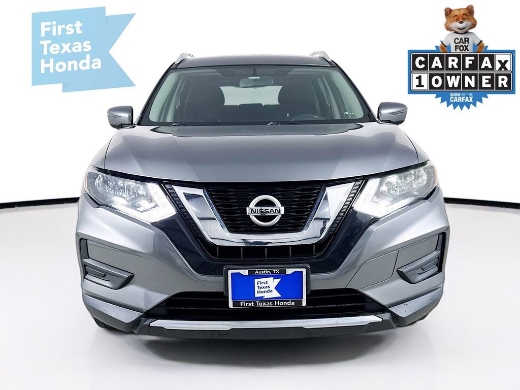 Used 2017 Nissan Rogue SV FWD image 2