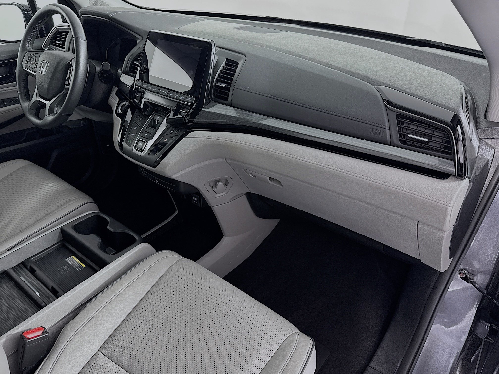 Certified 2024 Honda Odyssey Elite image 32