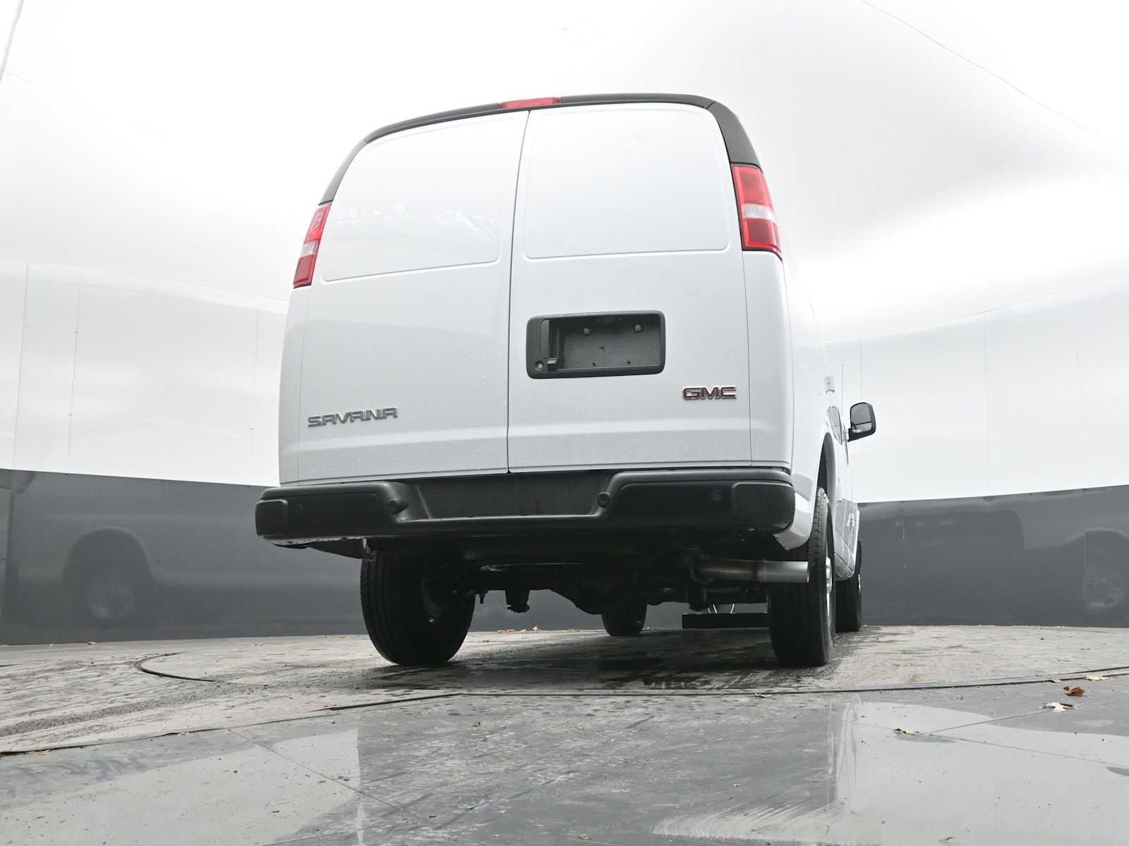 New 2025 GMC Savana 2500 w/ Driver Convenience Package image 44