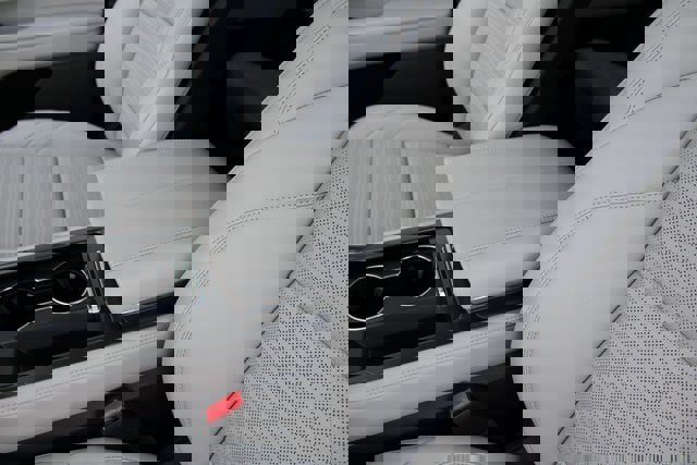 New 2026 Lincoln Nautilus Reserve w/ Jet Appearance Package image 40