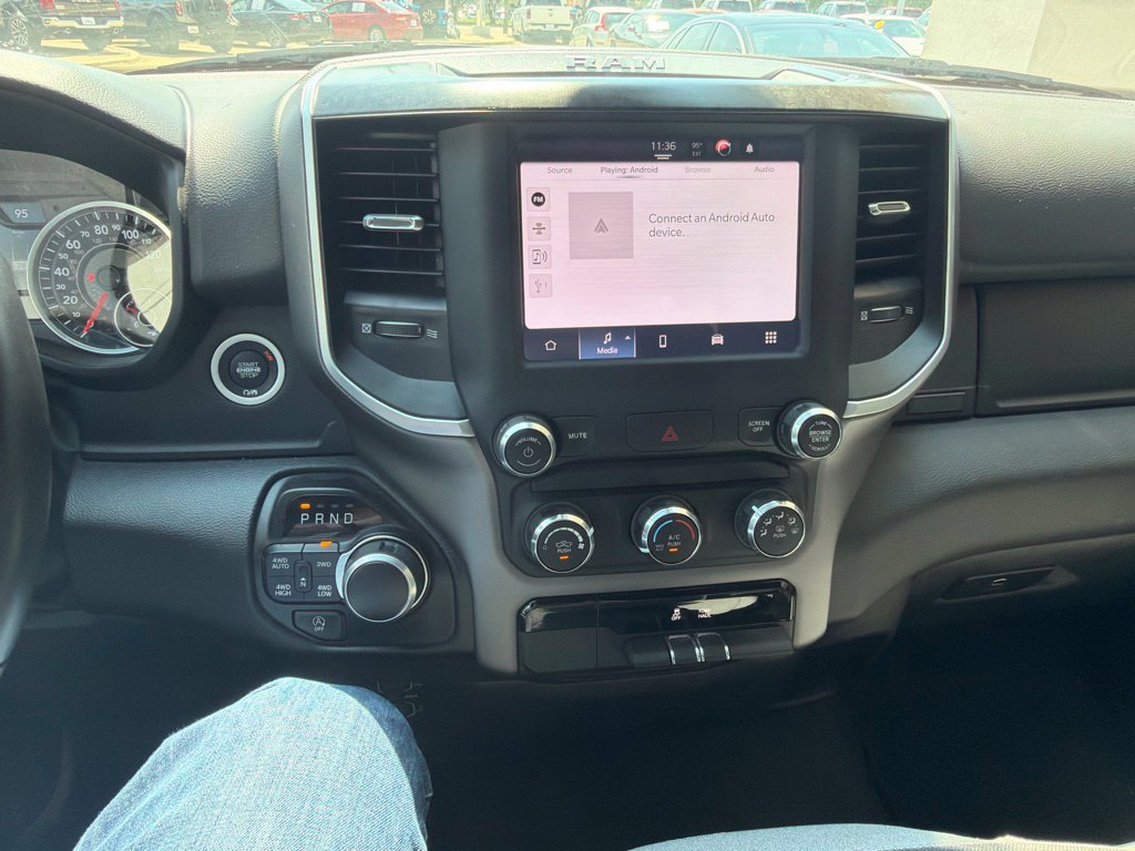 Used 2022 RAM 1500 Big Horn AWD/4WD image 12