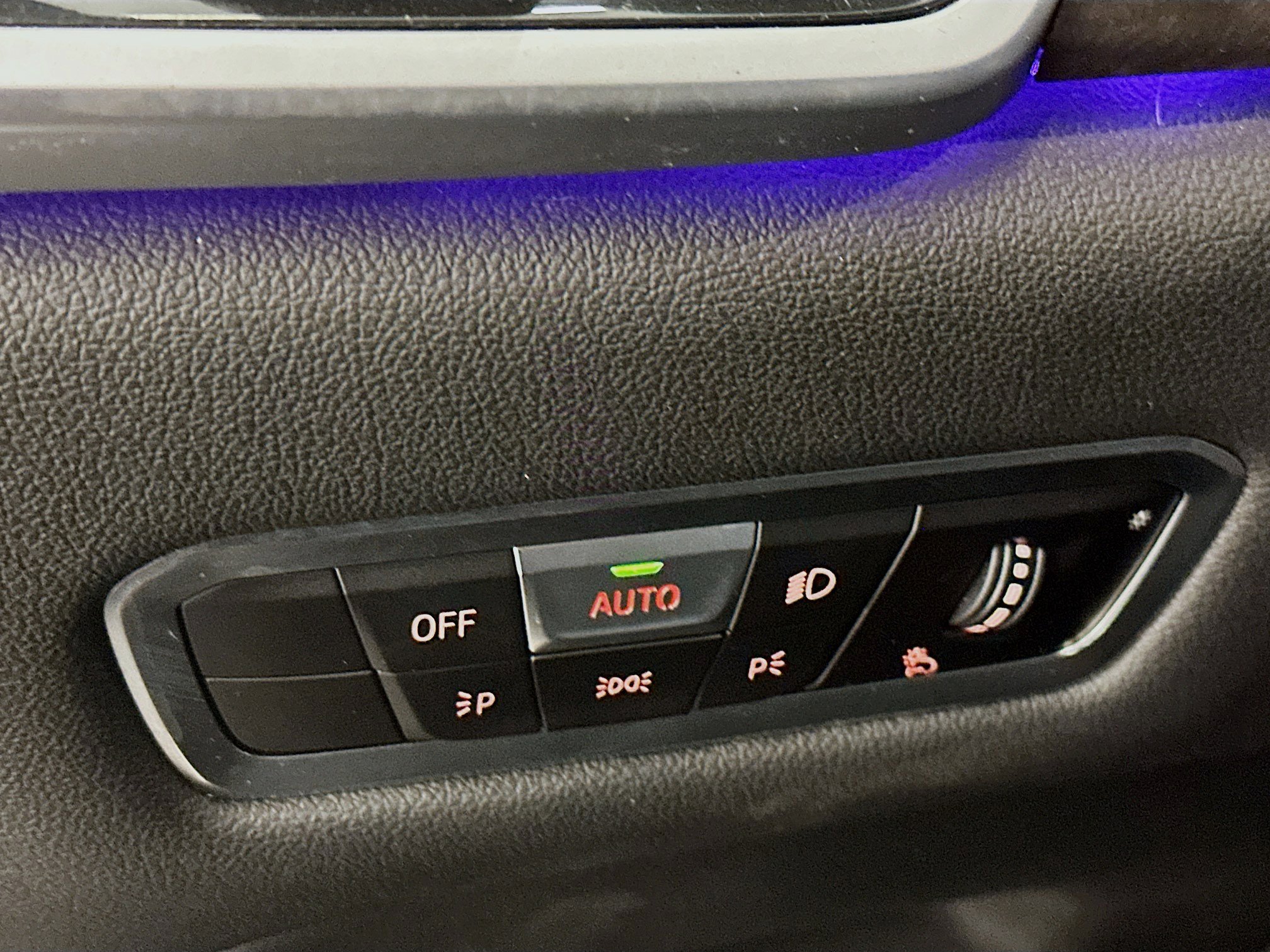 Used 2022 BMW X5 xDrive40i w/ Premium Package image 17