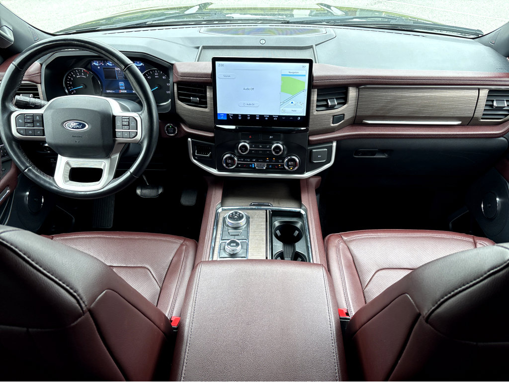 Used 2022 Ford Expedition Max Limited image 4