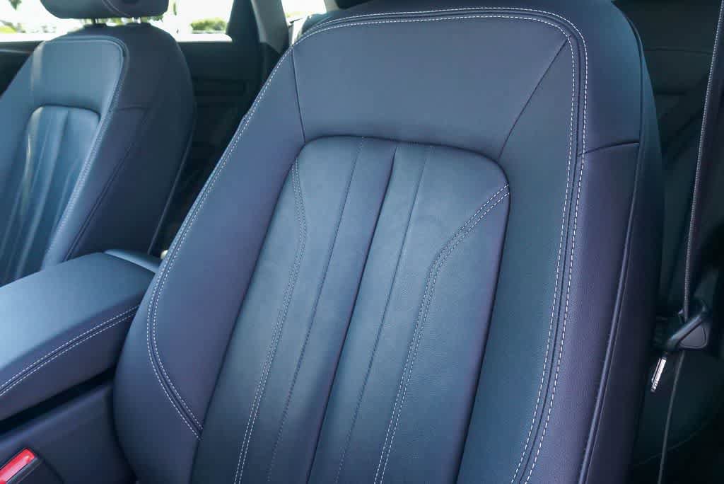 Used 2023 Audi Q5 2.0T Premium w/ Convenience Package AWD/4WD image 22