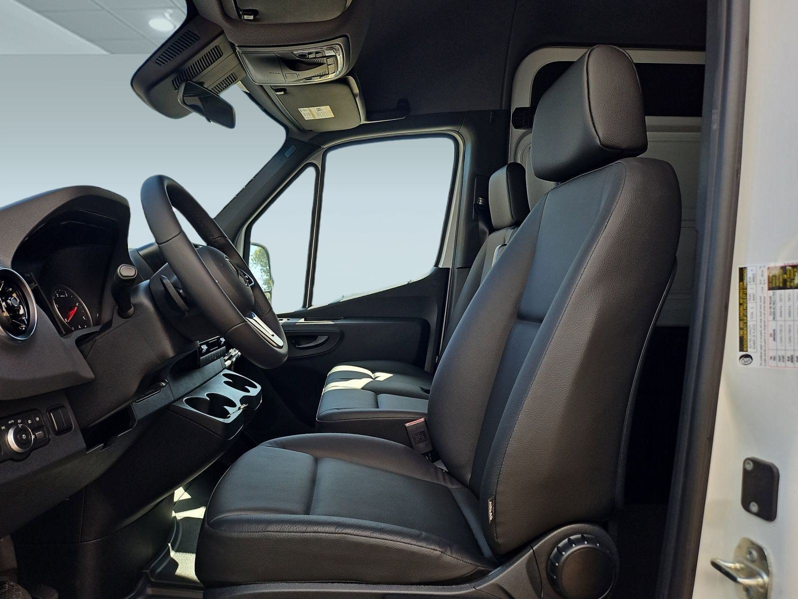 New 2024 Mercedes-Benz Sprinter 2500 image 14