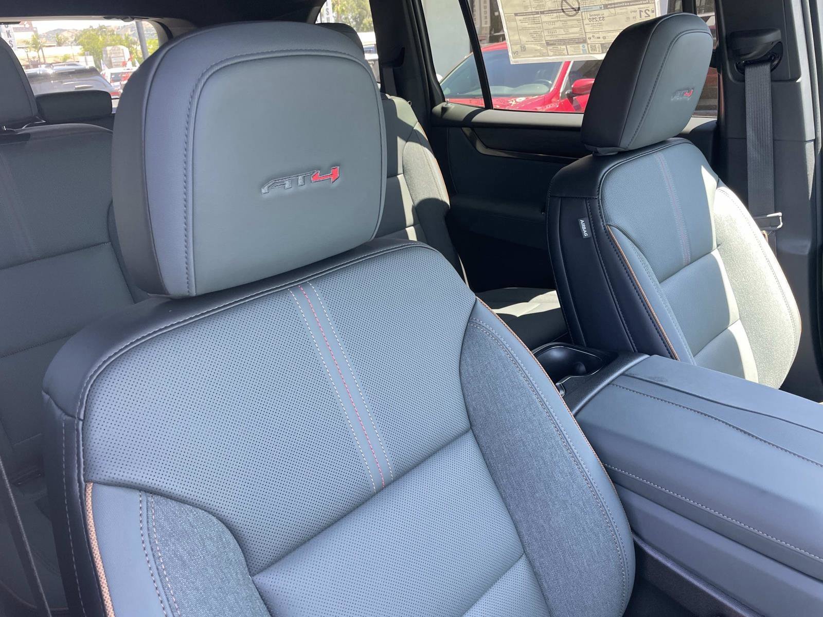 New 2026 GMC Acadia AT4 w/ Luxury Package AWD/4WD image 28