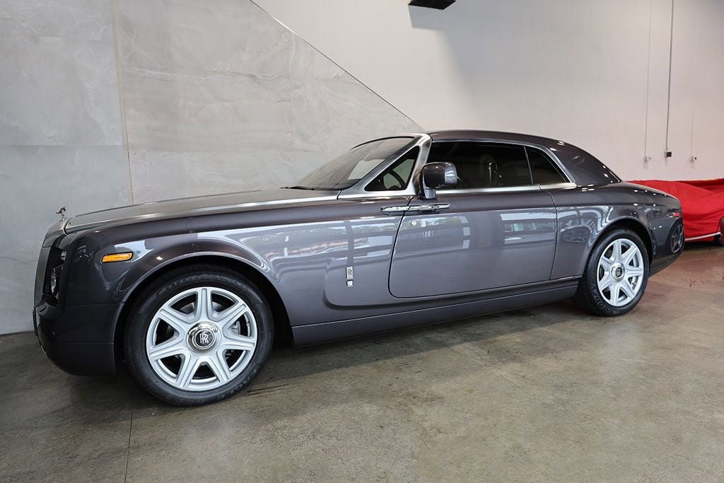 Used 2010 Rolls-Royce Phantom Coupe RWD image 4