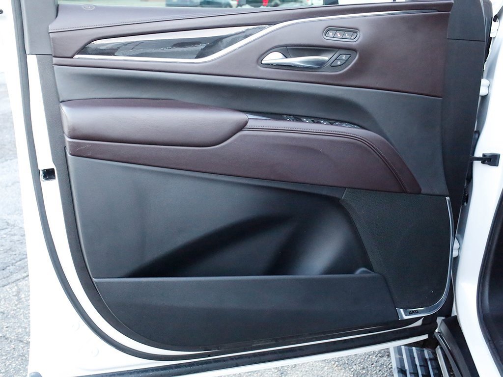 Used 2021 Cadillac Escalade Premium Luxury Platinum image 27