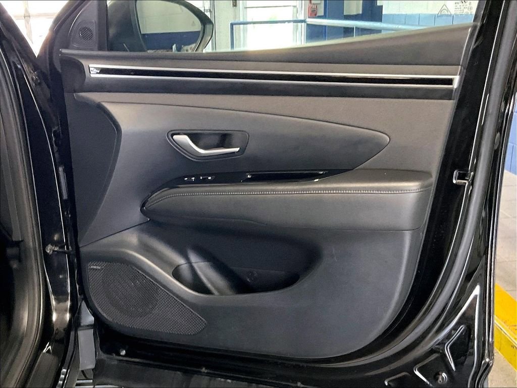 Used 2022 Hyundai Tucson Limited AWD/4WD image 12