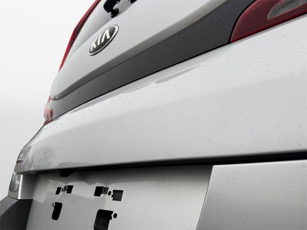 Certified 2021 Kia Soul LX image 17