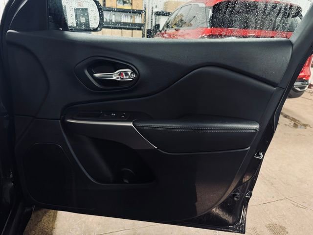 Used 2022 Jeep Cherokee Latitude Lux image 15