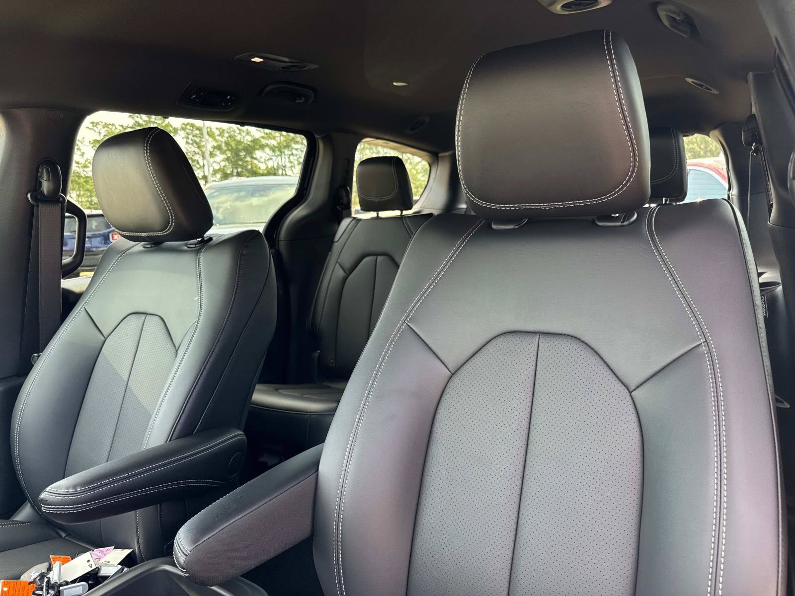 New 2026 Chrysler Voyager LX FWD image 20