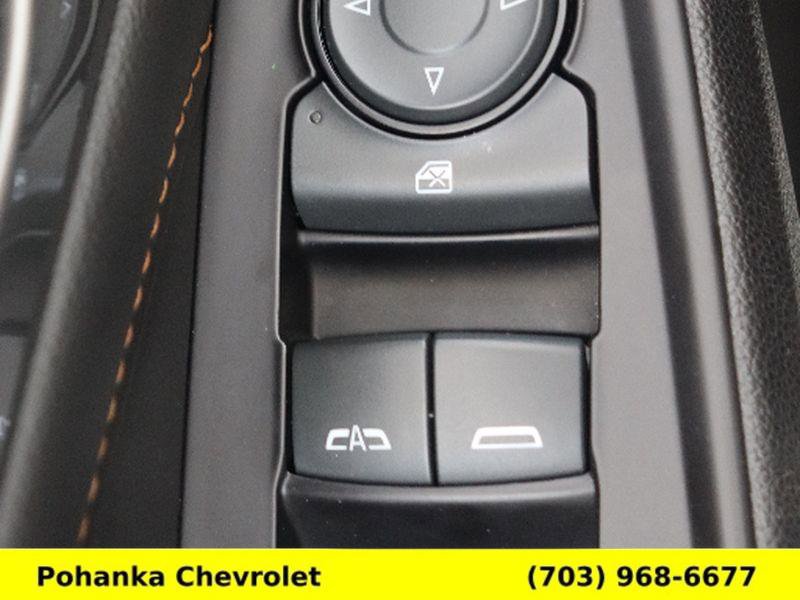 Used 2019 Chevrolet Traverse LT w/ LT Premium Package AWD/4WD image 24
