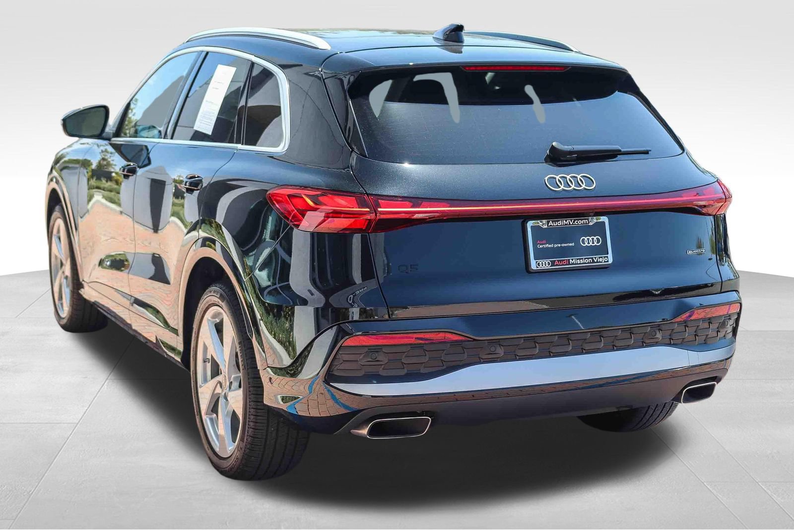Certified 2025 Audi Q5 Prestige AWD/4WD image 5