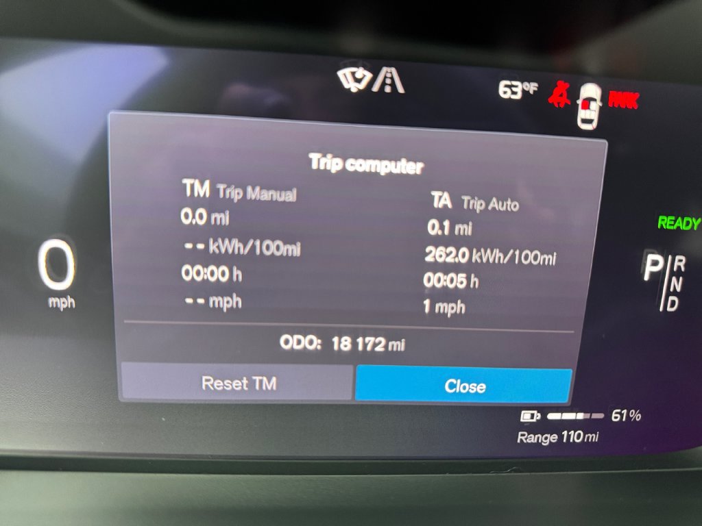 Certified 2023 Volvo XC40 Recharge Plus AWD/4WD image 25