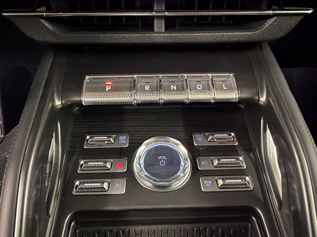 New 2026 Lincoln Nautilus Reserve AWD/4WD image 15