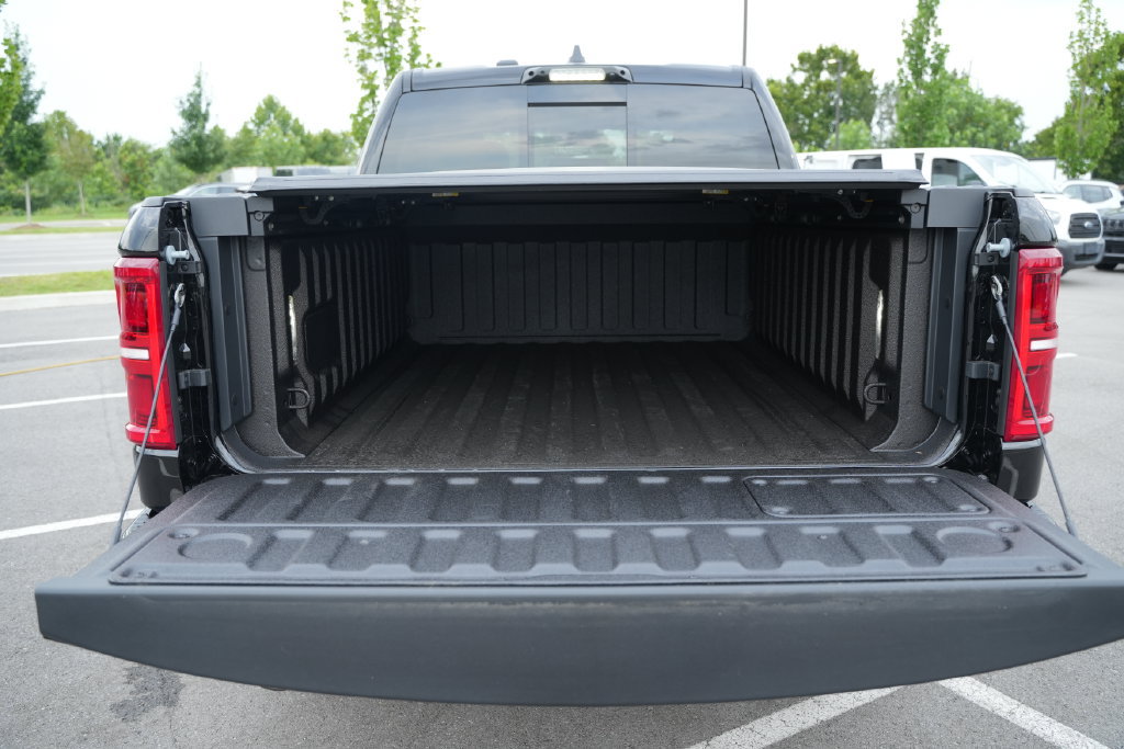 New 2026 RAM 1500 Limited AWD/4WD image 15